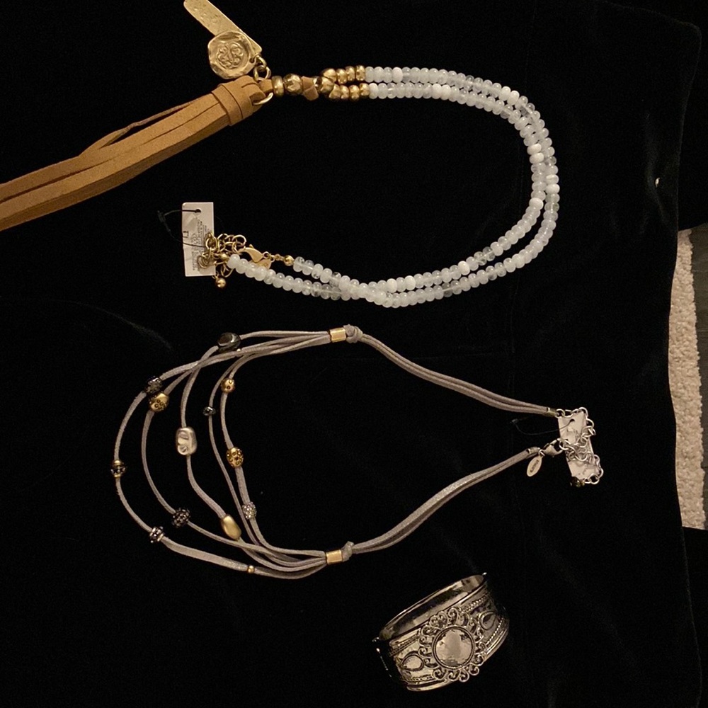 Bundle!! NEW Chicos Jewelry. This years style!